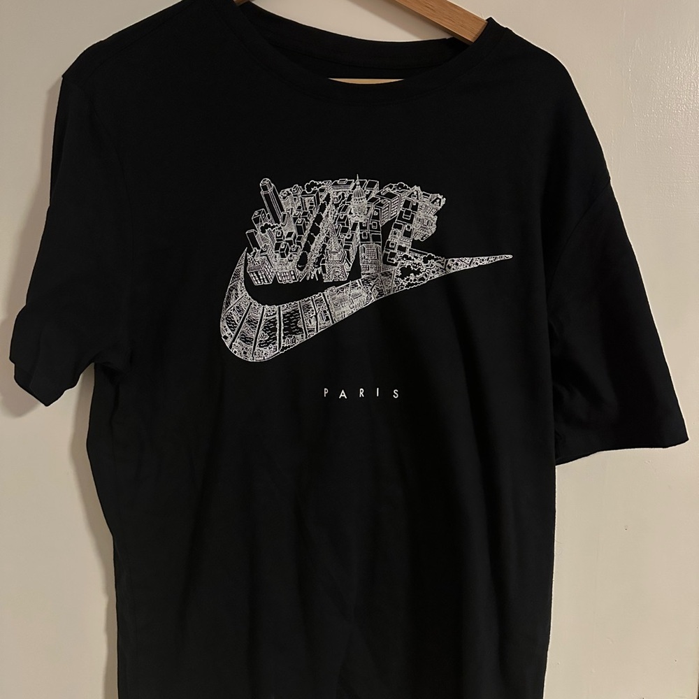 Nike Paris T-Shirt